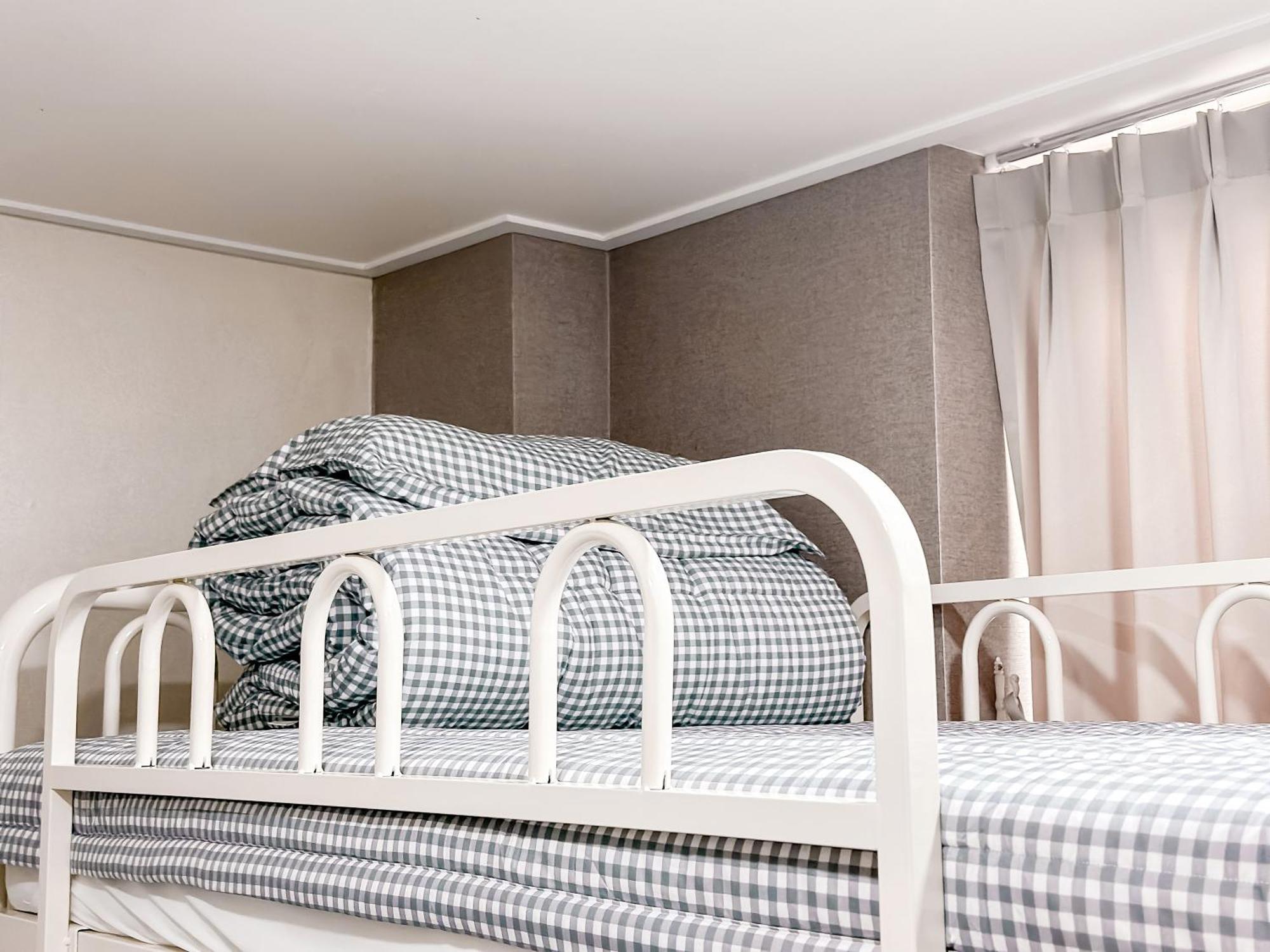 Dongseongro Zero Guesthouse Daegu Zewnętrze zdjęcie