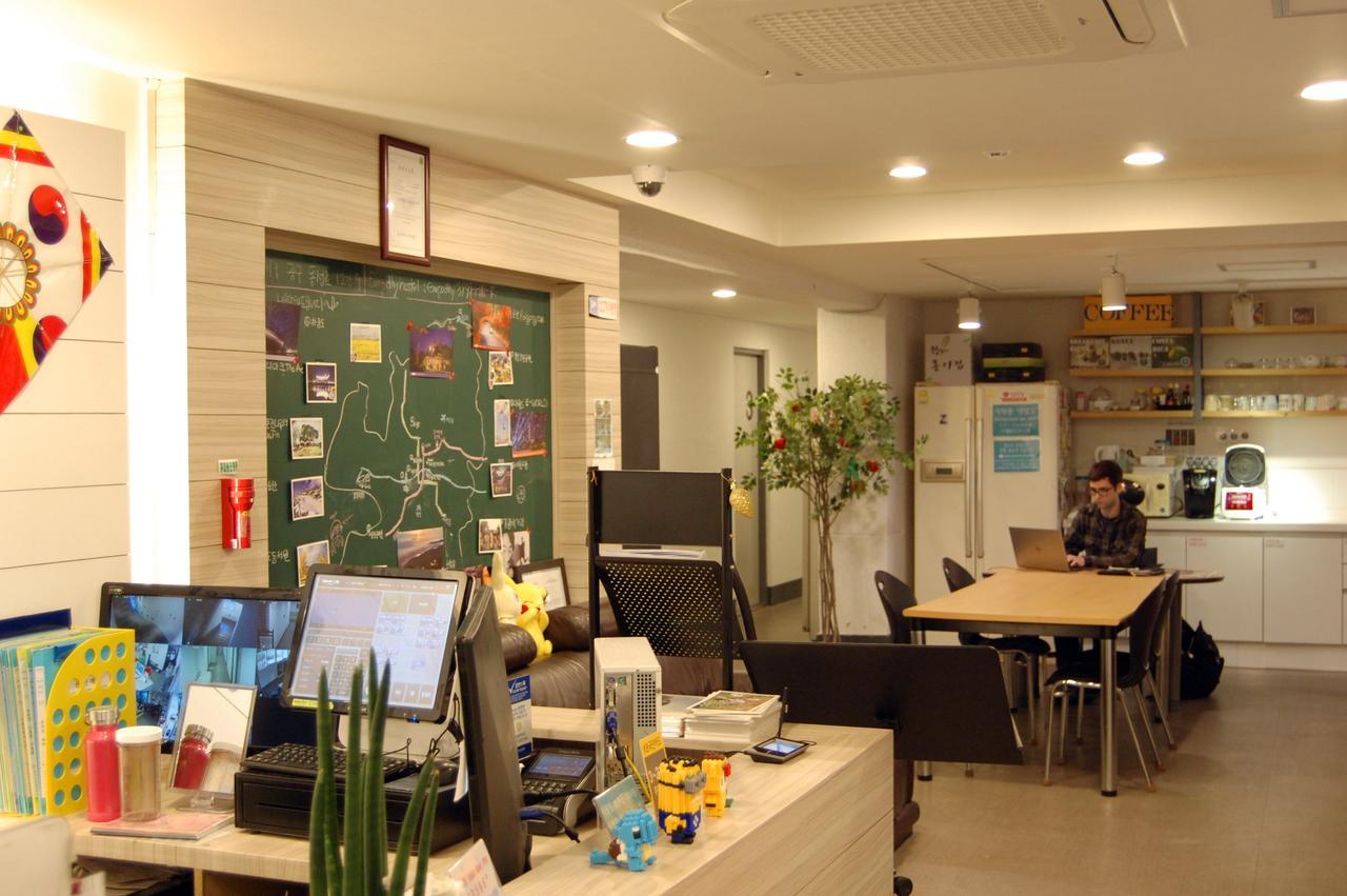 Dongseongro Zero Guesthouse Daegu Zewnętrze zdjęcie