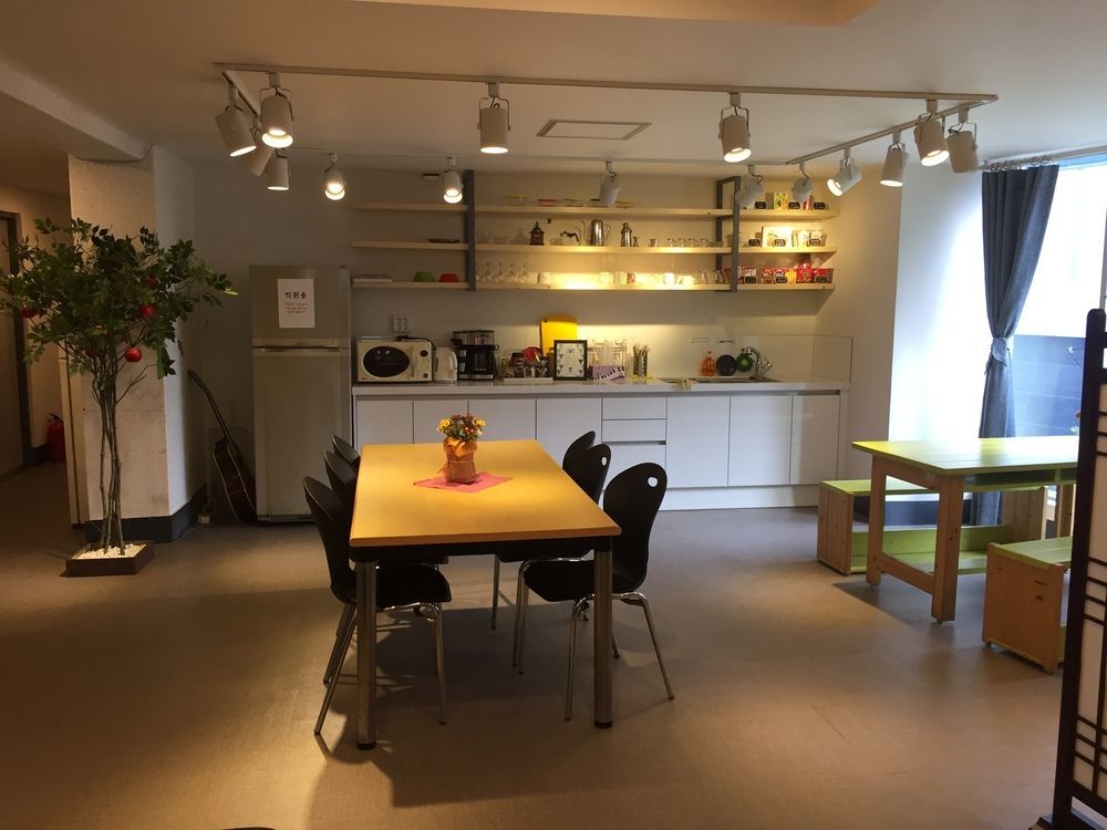 Dongseongro Zero Guesthouse Daegu Zewnętrze zdjęcie